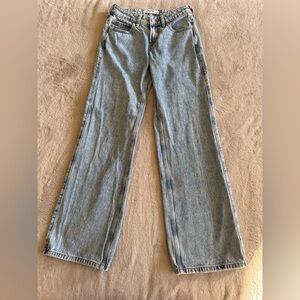 Hollister Women’s Low Rise Baggy Jeans  W24 L
